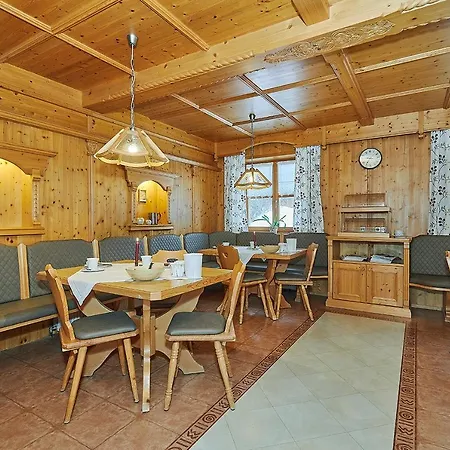 Guest house Haus Leiter Reit im Winkl