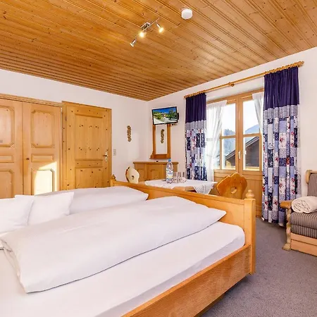 Guest house Haus Leiter *